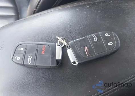 2016 Chrysler 200 Limited Platinum from USA, damaged, VIN 1C3CCCAB3GN189489